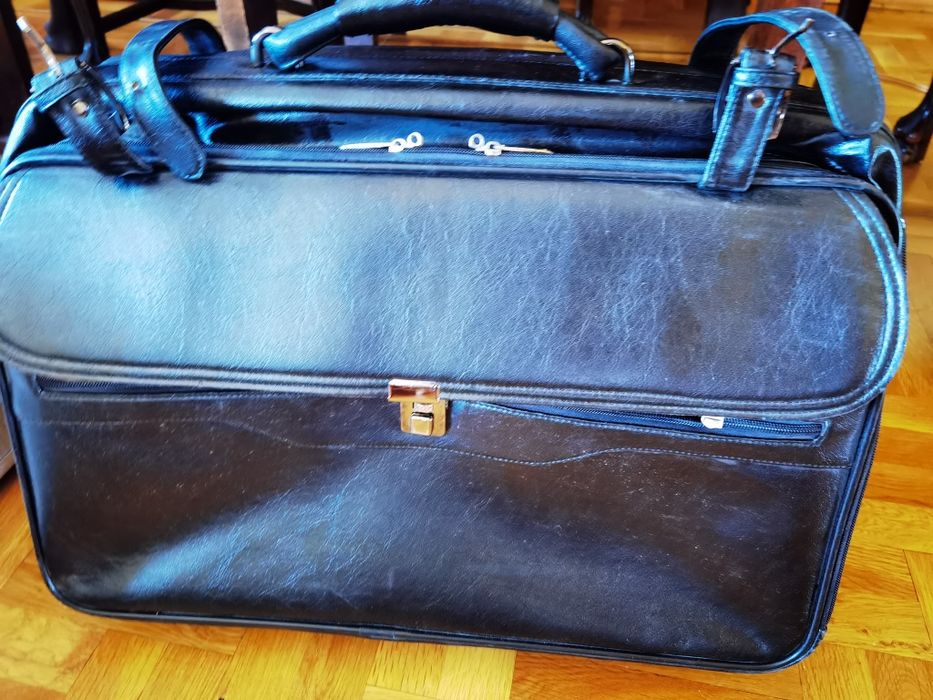 Пътна чанта, красива и практична