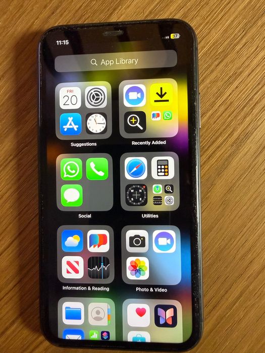 Telefon Iphone 11
