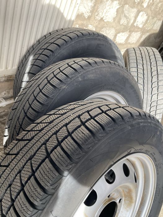 215/65/16 triangle зимний