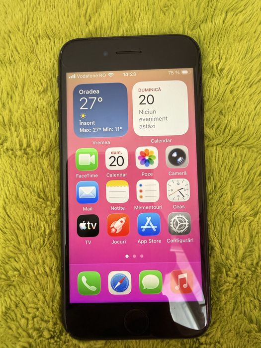 iPhone SE 2020 128Gb baterie 100%