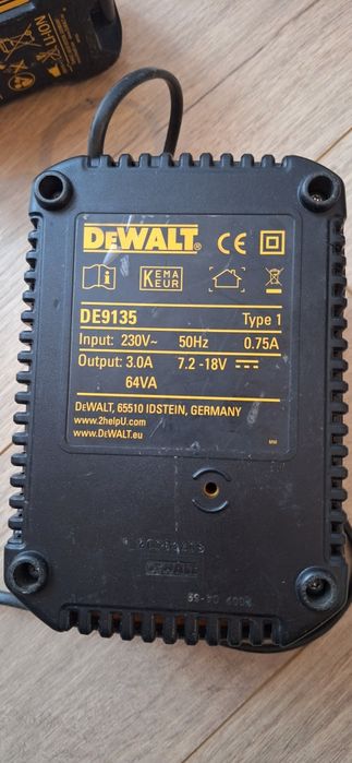 Dewalt батерия и зарядно