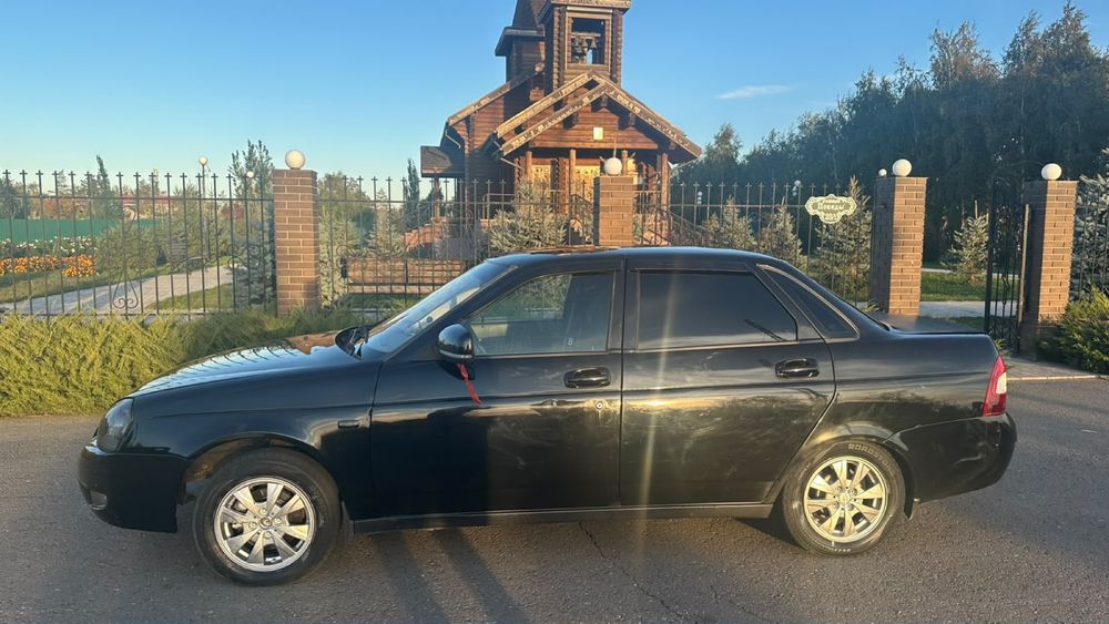 В продаже LADA PRIORA.