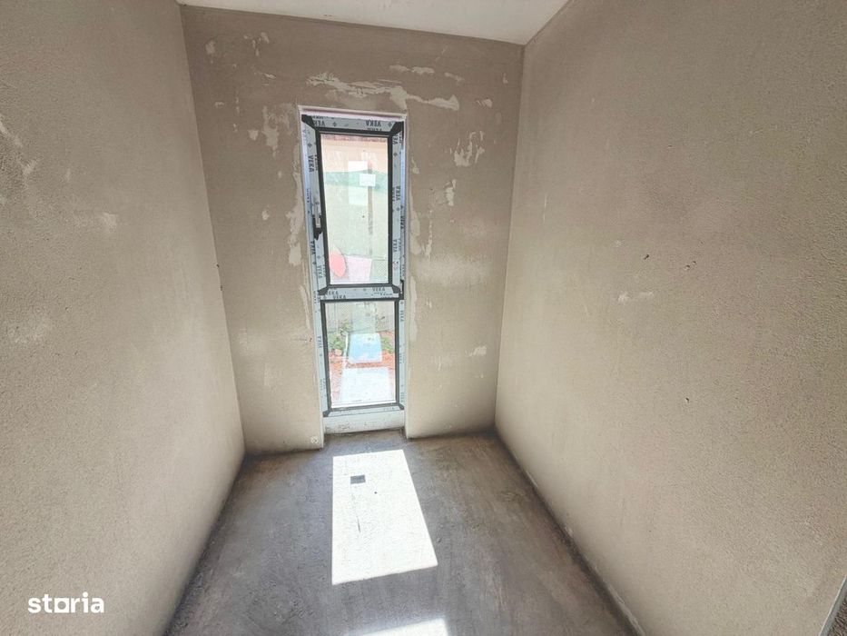 Apartament 4 camere 121 mp + 150 mp gradina, imobil tip vila, Marasti
