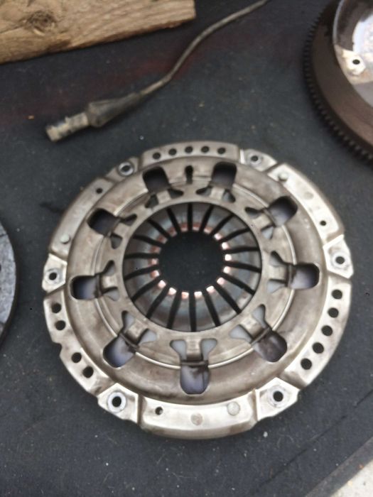 kit ambreiaj opel astra g si bertone1.8 aspirat 116 cai si 2.0 aspirat