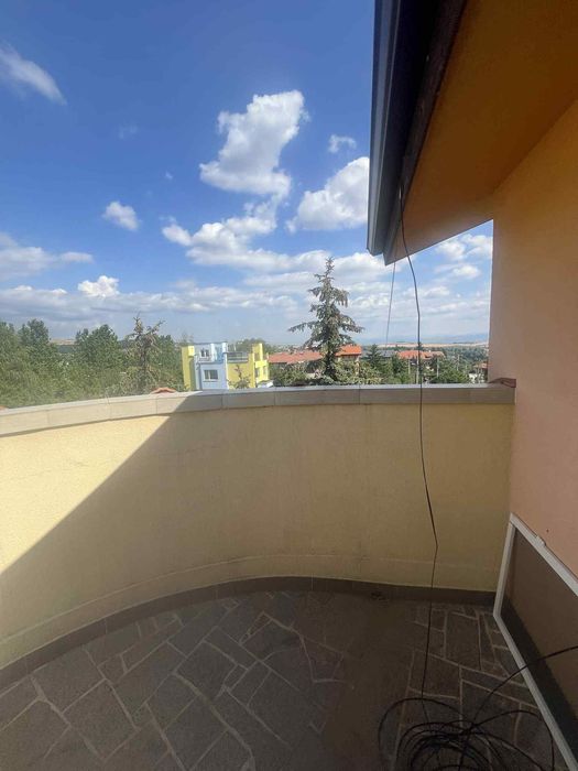 Дава се под наем Къща в Банкя - 400 кв.м за 2000 € - Снимка #16