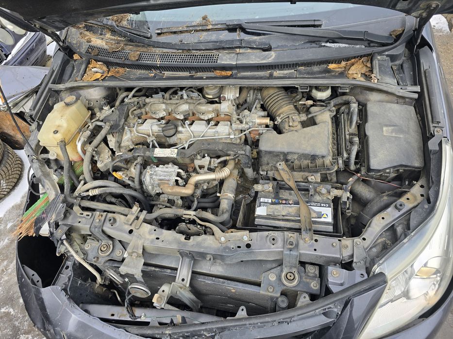 Dezmembrez Toyota Avensis T27 2.0 d an 2012 93KW cod 1AD-FTV
