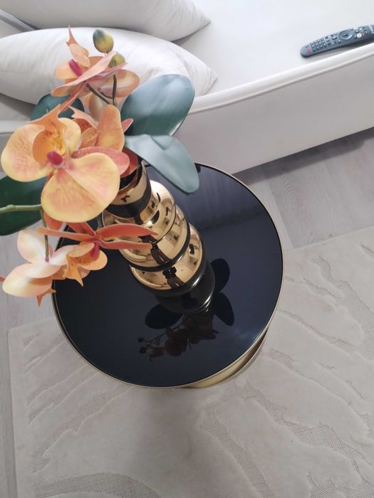 Vând set mobilier șezlong + măsuță de cafea