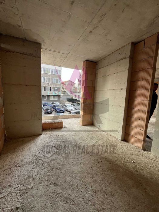 Продава се Тристаен апартамент в Варна, Цветен квартал - 78 кв.м за 2283 €/кв.м - Снимка #5