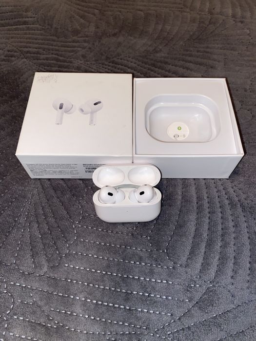 Продам AirPods pro