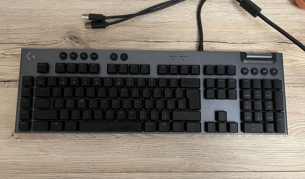 Tastatura Logitech G815