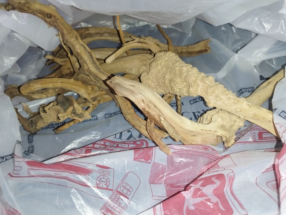 Коряги для аквариума