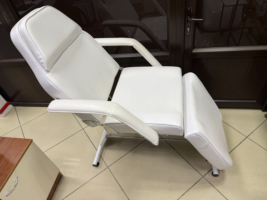 Медицинская кушетка Б/У, Срочно