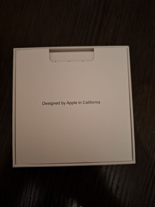 кейс от наушников air pods