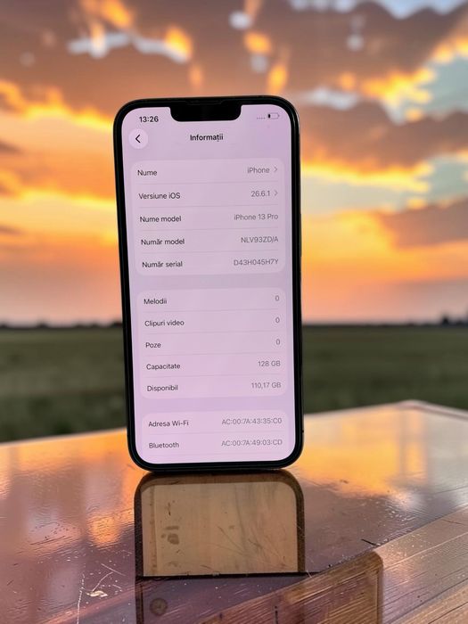 iPhone 13 Pro, Pret 1300 lei