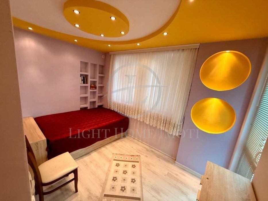 Реф. 4039 Тристаен Обзаведен / Стария Град