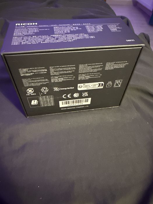 Cameră foto RICOH GR IV