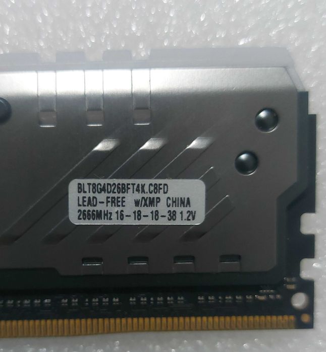 Memorie 8GB  DDR4-2666MHz CRUCIAL Ballistix RGB