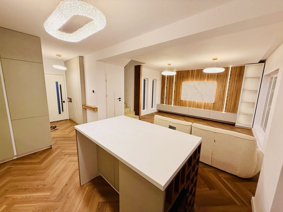 DIRECT DEZVOLTATOR | Vilă 5 camere Dobroești Fundeni | 185 mp | 4 băi | Curte | 2 parcări | P+2 | Toate utilitățile | 2km de sector 2 Bucuresti