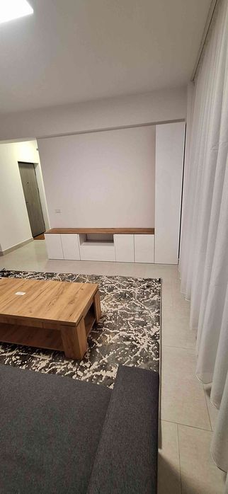 Închiriez apartament tip studio