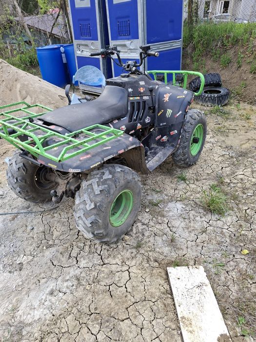 Linhai 300 2x4 worker 5000 lei
