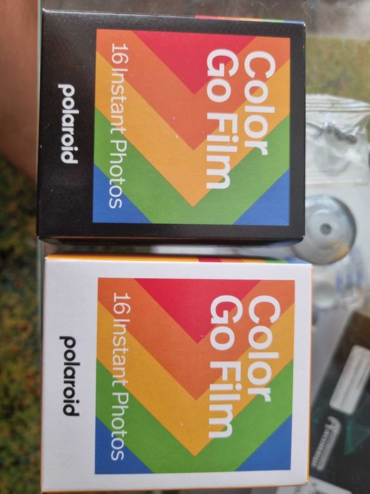 Продавам две кутии филм за Polaroid Go