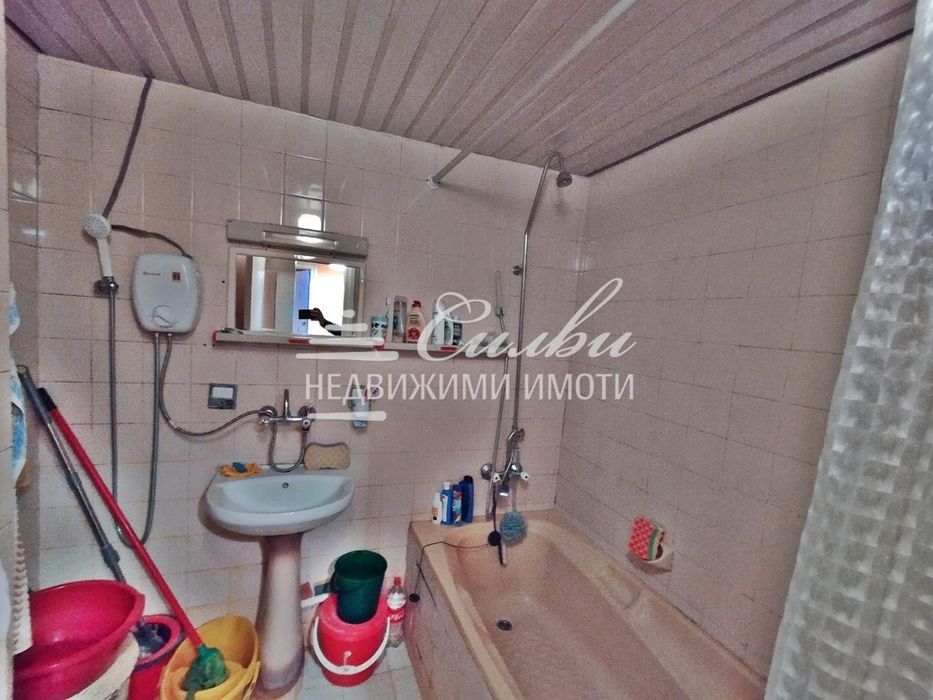 Продава се Тристаен апартамент в Шумен, Тракия - 82 кв.м за 1182 €/кв.м - Снимка #8