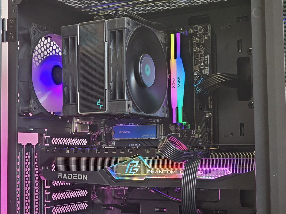 Ryzen 7-7700/RX 9060XT 16GB/RAM 32GB/SSD 1TB/Чисто Нов+Гаранция!