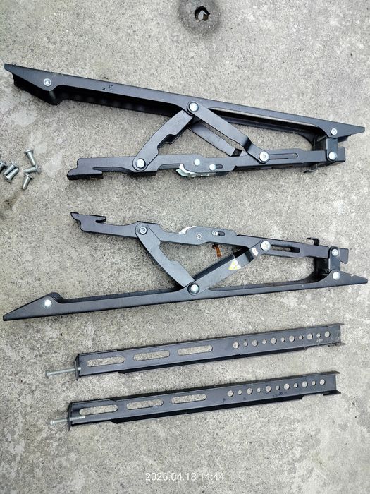 Кронштейн для телевизора .