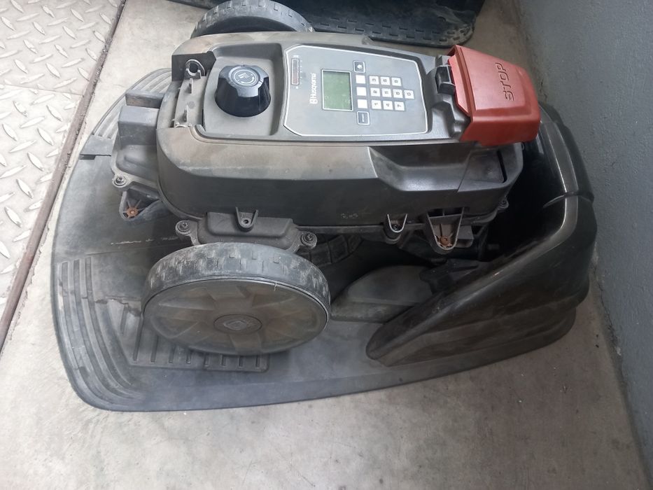 Косачка робот  Husqvarna