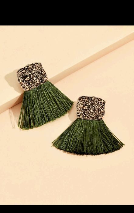 Различни обици за поводи