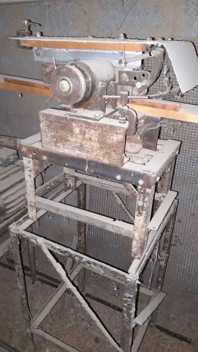 Ёгоч у н хар хил станоклар сотилади