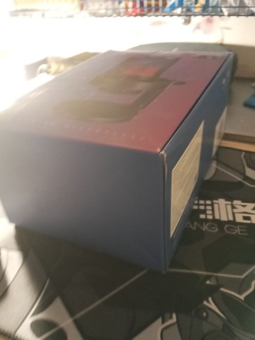 Продаю микрофон игровой