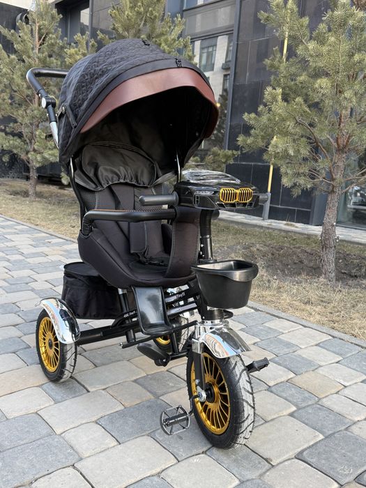 Детский трёхколёсный велосипед