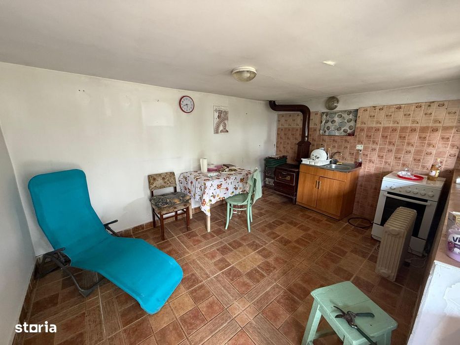 Casă de vânzare cu teren 3750 mp