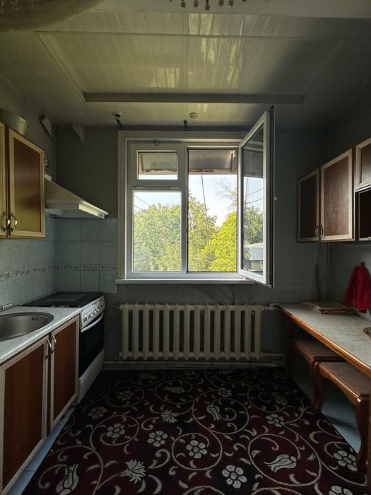 Kvartira ijara òg'il bolalar uchun, sheriklikka