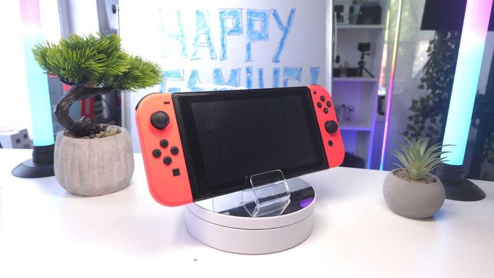 Nintendo Switch V2 Red Frugal Gamer, Modat Picofly/128GB/18 Jocuri