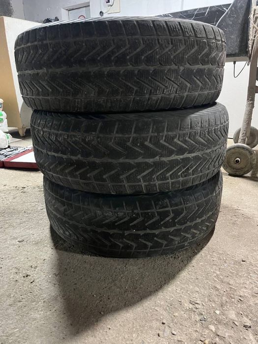 Продам шины 255/65/R17