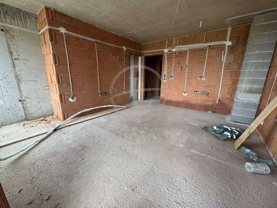 Продава се Двустаен апартамент в Пловдив, Кючук Париж - 61 кв.м за 1205 €/кв.м - Снимка #2