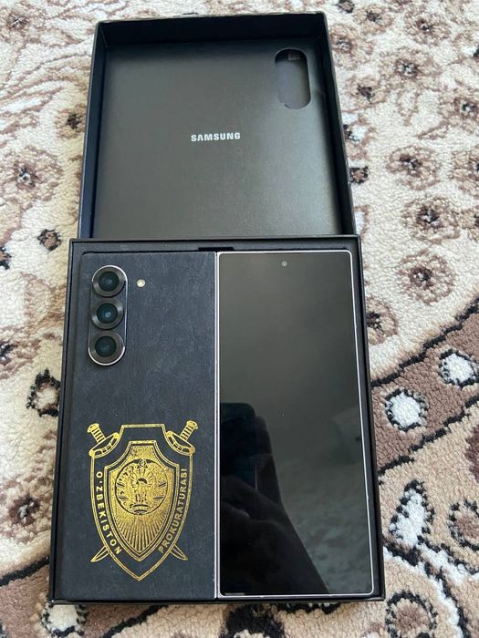 Samsung z fold 6