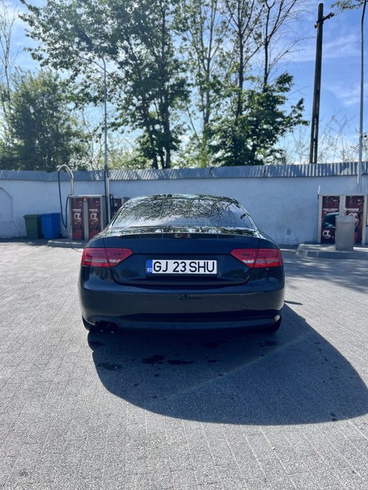 Vand audi A5 coupe (aripa zgariata)