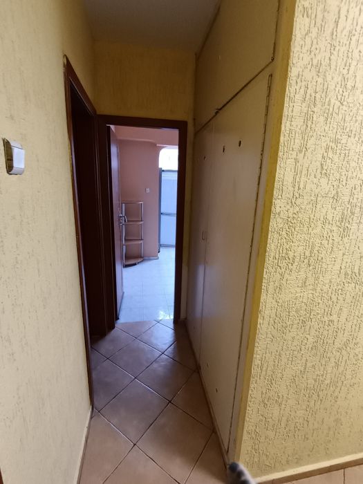 Давам под наем 3 стаен  апартамент