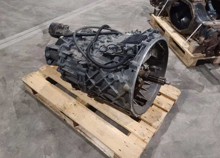 Cutie de viteze ZF 16AS2635TO Iveco Trakker - Piese de schimb Iveco