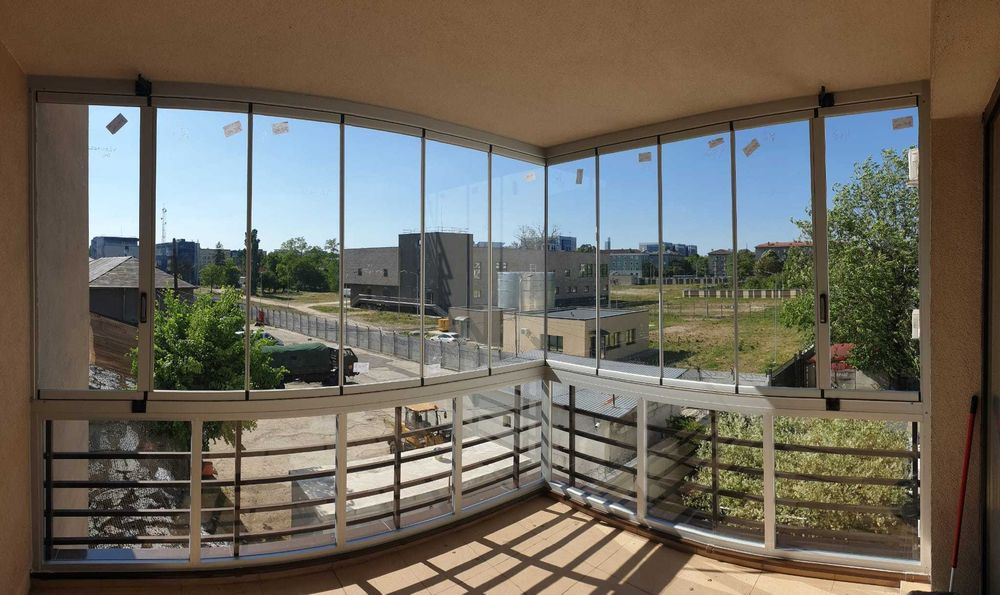 Inchidere Balcone , Terasa , Pergole retractabila cu LED, Bioclimatic Rolling Roof retractabila cu lamela alum., Wintergarden  Acoperis fix din sticla