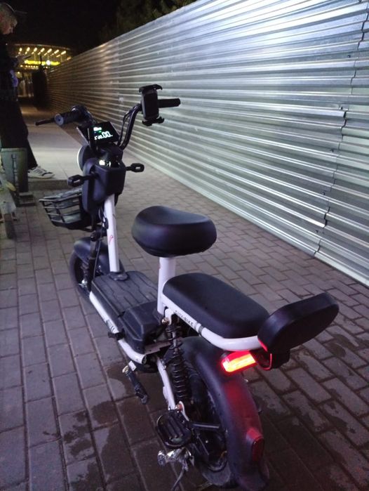 Продаётся скутер.