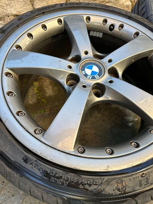BMW джанти - 225/40R18.