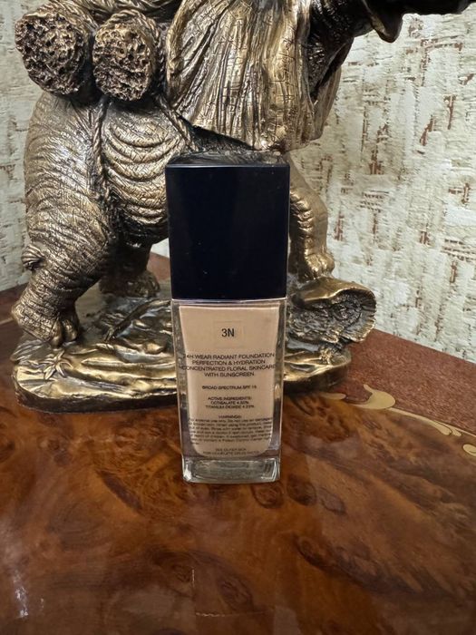 Dior forever skin glow