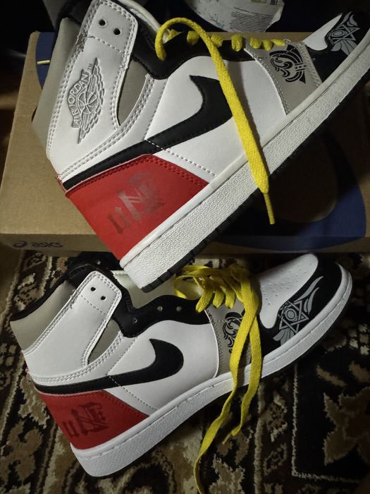 Кроссовки nike jordan 1