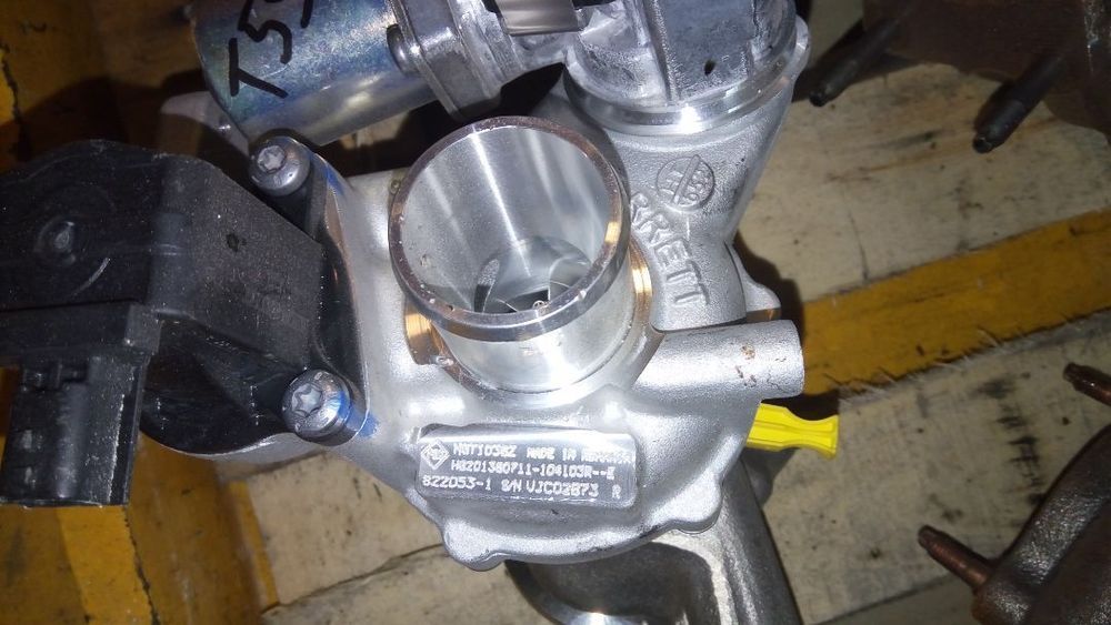 turbina 0.9 tce renault 8201380711 noua sau dacia