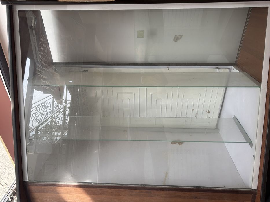 Витринный холодильник