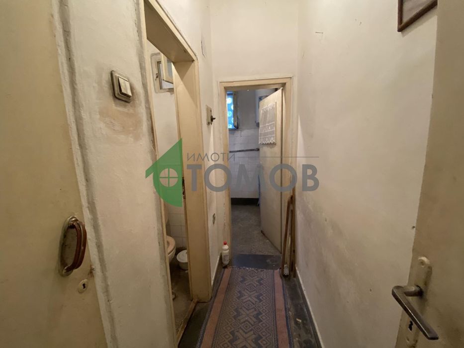 Продава се Тристаен апартамент в Шумен, Център - 120 кв.м за 817 €/кв.м - Снимка #7